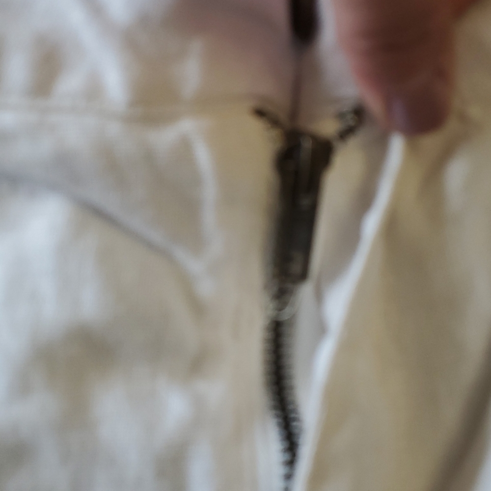 Linen shorts - Picture 7 of 11